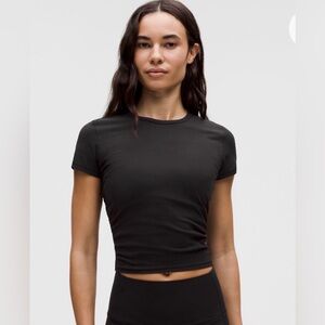 NWT lululemon All-Aligned Ribbed Nulu T-shirt in black, Size 6